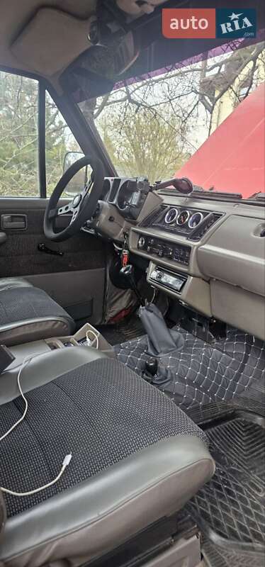 Позашляховик / Кросовер Isuzu Trooper 1990 в Кривому Розі