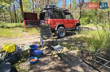 Внедорожник / Кроссовер Isuzu Trooper 1990 в 