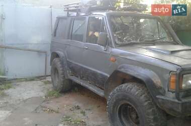 Внедорожник / Кроссовер Isuzu Trooper 1988 в 