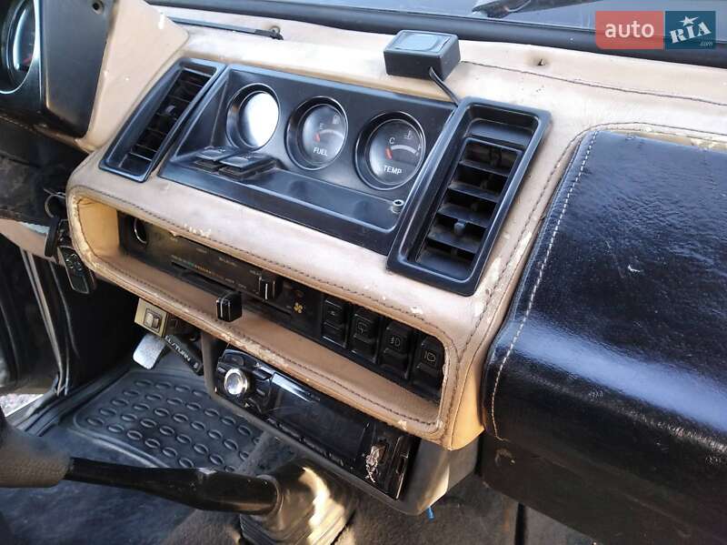 Внедорожник / Кроссовер Isuzu Trooper 1989 в Шостке