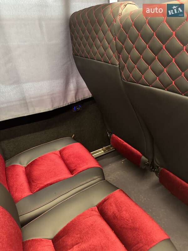 Туристический / Междугородний автобус Isuzu Turquoise 2001 в Тернополе