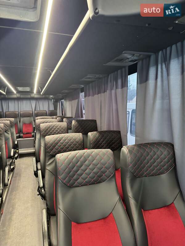 Туристический / Междугородний автобус Isuzu Turquoise 2001 в Тернополе