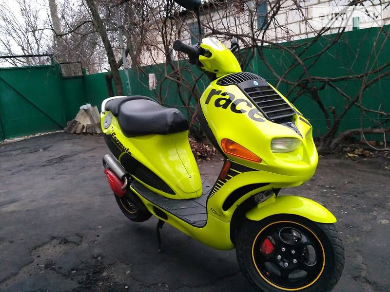Скутер Italjet Formula 2000 в 