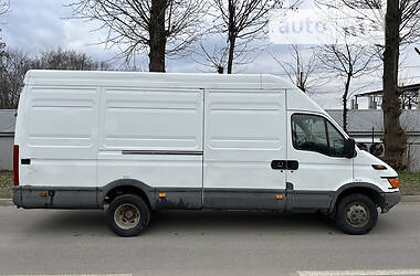 Вантажний фургон Iveco 35C13 2002 в Львові