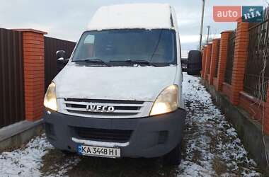 Вантажний фургон Iveco 35C13 2008 в Києві