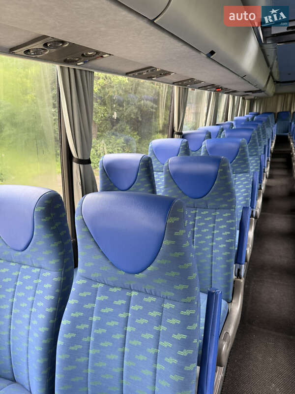 Туристический / Междугородний автобус Iveco 370 1996 в Киеве