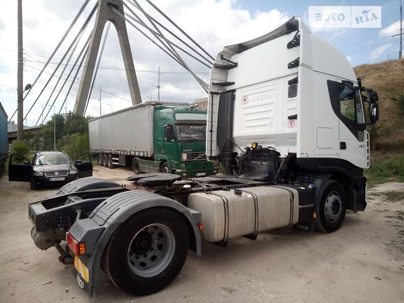 Тягач Iveco 2009 в Києві