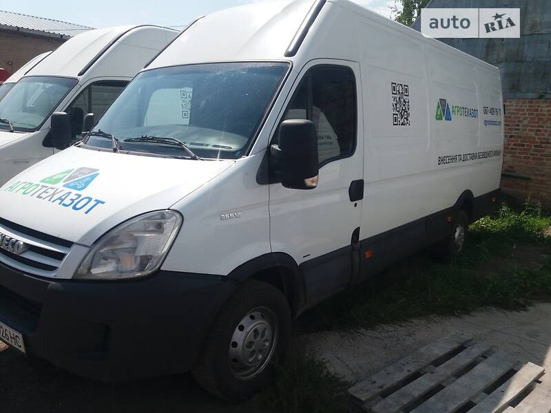 Грузовой фургон Iveco Daily груз. 2011 в Житомире