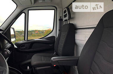 Вантажний фургон Iveco Daily груз. 2016 в Рівному