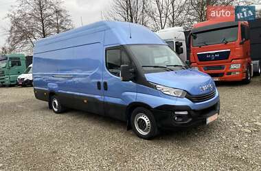 Вантажний фургон Iveco Daily груз. 2018 в Хусті