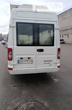 Мікроавтобус Iveco Daily пасс. 2015 в Києві