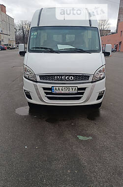 Мікроавтобус Iveco Daily пасс. 2015 в Києві