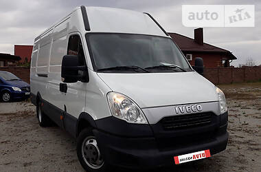 Грузовой фургон Iveco Daily 2013 в 