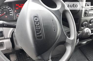 Грузовой фургон Iveco Daily 2013 в 