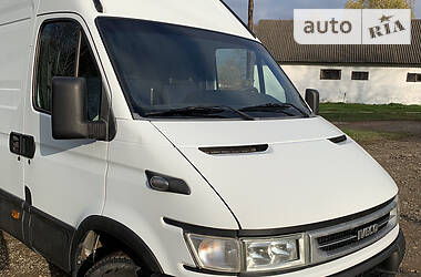 Грузовой фургон Iveco Daily 2006 в 