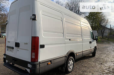 Грузовой фургон Iveco Daily 2006 в 