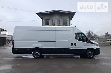 Грузовой фургон Iveco Daily 2016 в 