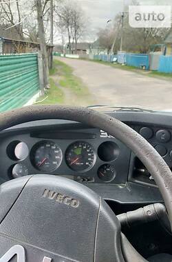 Грузовой фургон Iveco Daily 2004 в 
