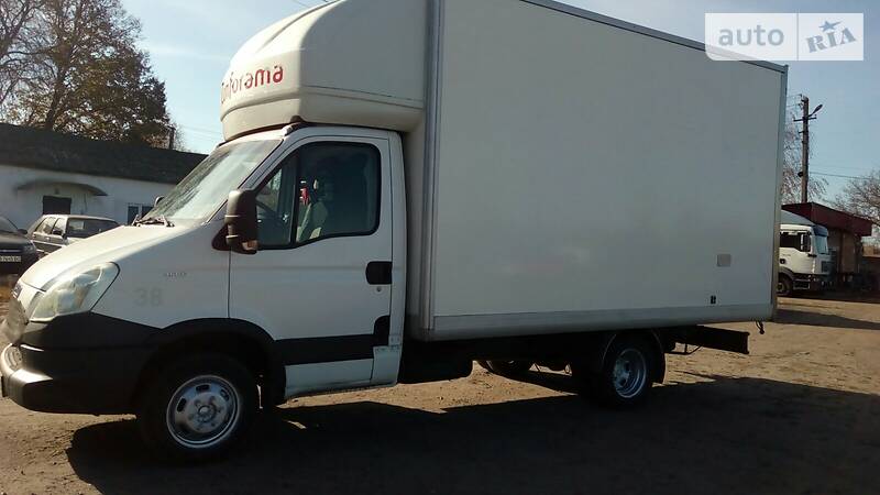 Грузовой фургон Iveco Daily 2014 в Нежине