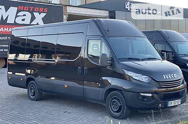 Грузовой фургон Iveco Daily 2017 в 