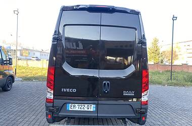 Грузовой фургон Iveco Daily 2017 в 