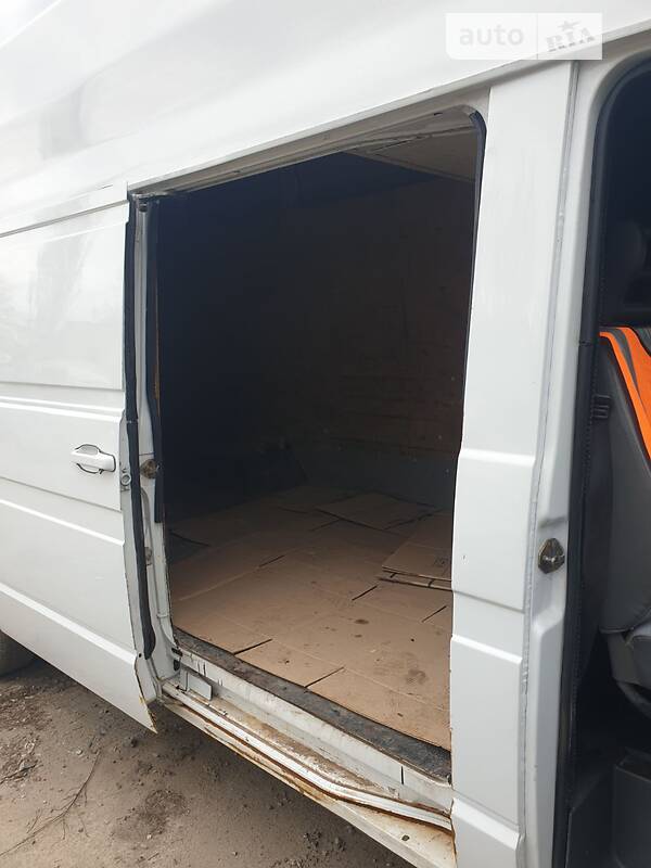 Вантажний фургон Iveco Daily 2000 в Броварах