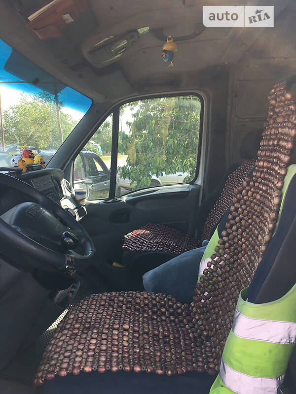 Вантажний фургон Iveco Daily 2007 в Одесі