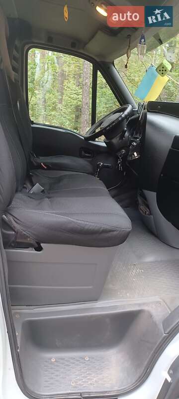 Грузовой фургон Iveco Daily 2005 в Ахтырке
