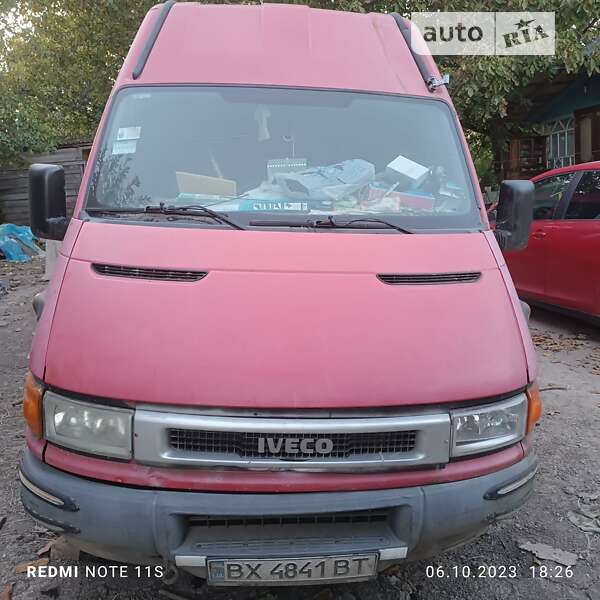 Пригородный автобус Iveco Daily 2001 в 