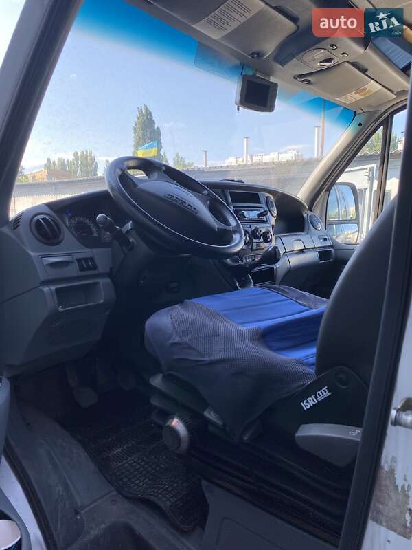 Седан Iveco Daily 2009 в Києві