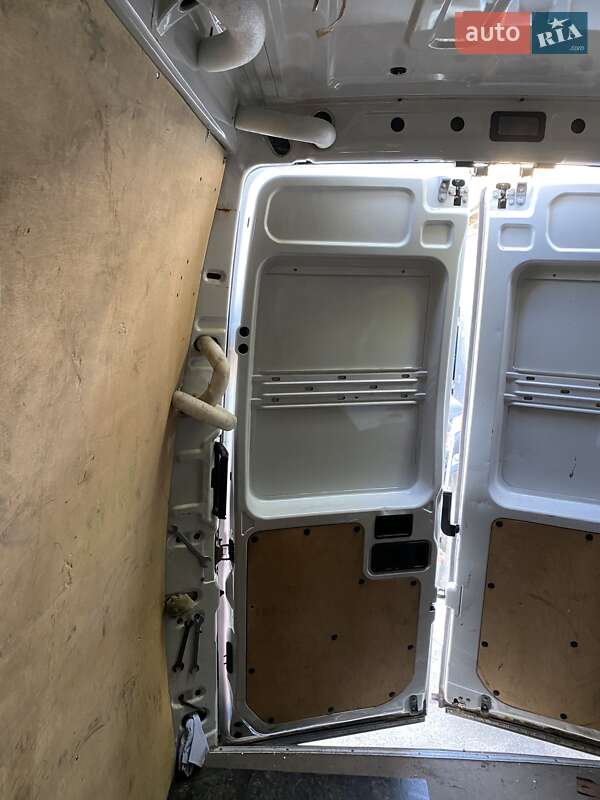 Седан Iveco Daily 2009 в Києві