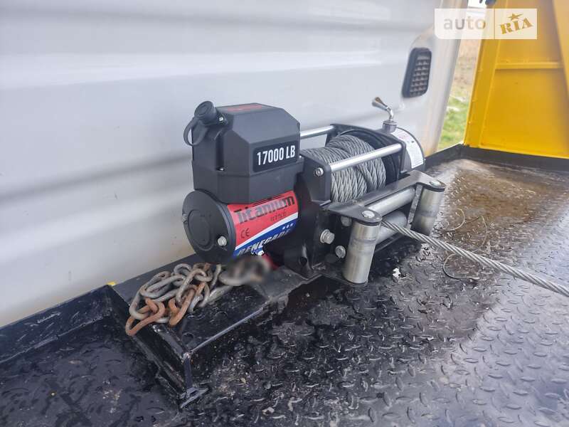 Евакуатор Iveco Daily 2015 в Борисполі