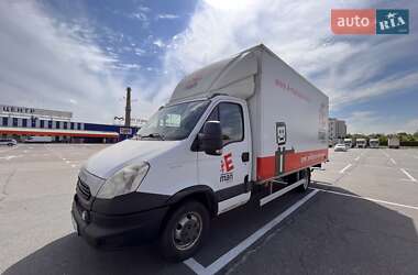Грузовой фургон Iveco Daily 2012 в 