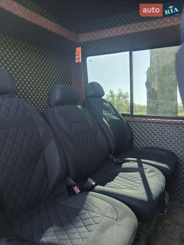 Микроавтобус Iveco Daily 2000 в Болехове