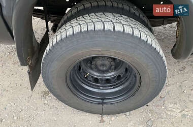 Грузовой фургон Iveco Daily 2004 в 