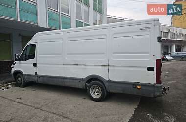 Вантажний фургон Iveco Daily 2003 в Ужгороді