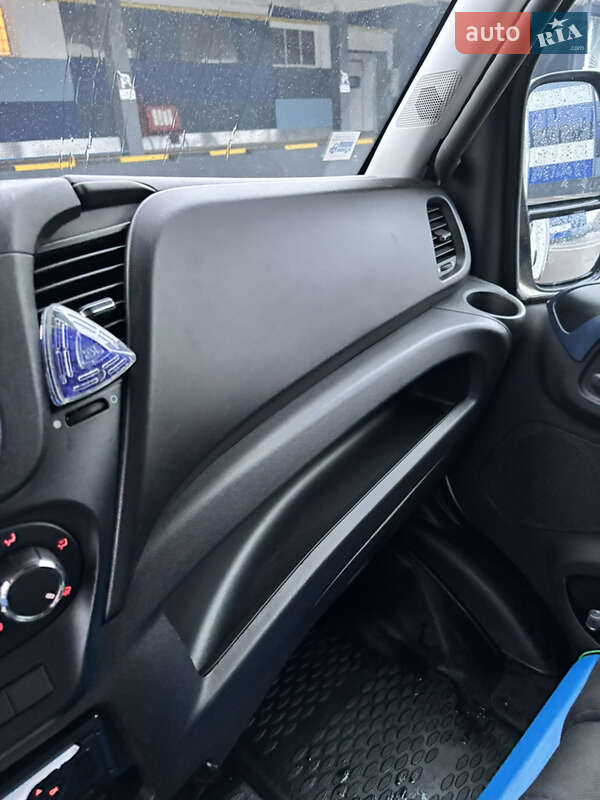Тентованый Iveco Daily 2017 в Ровно