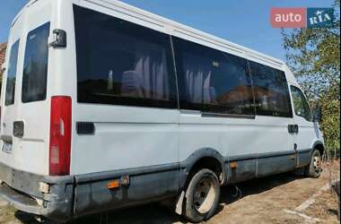 Мікроавтобус Iveco Daily 2000 в Мукачевому