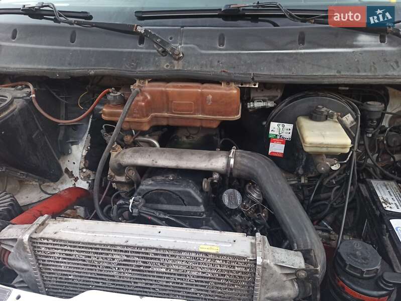 Микроавтобус Iveco Daily 2000 в Каменец-Подольском