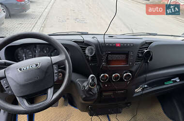 Грузовой фургон Iveco Daily 2016 в 