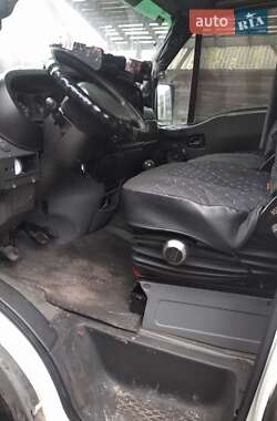 Грузопассажирский фургон Iveco Daily 2004 в 