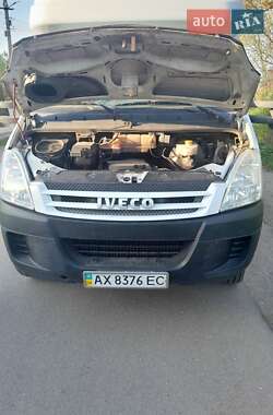 Грузовой фургон Iveco Daily 2006 в 