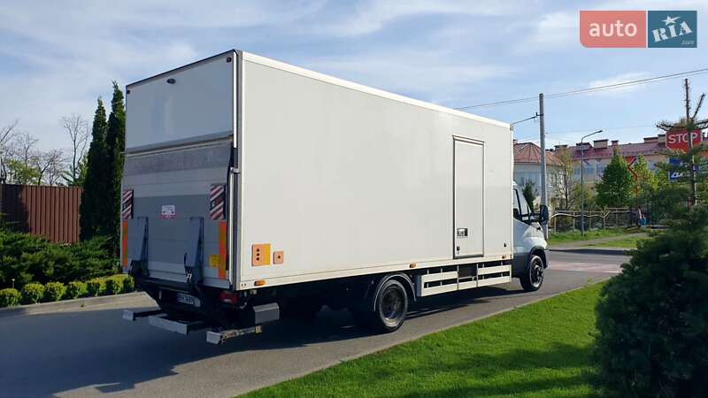 Грузовой фургон Iveco Daily 2015 в Киеве