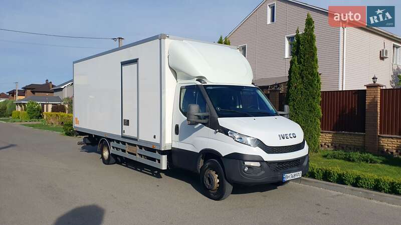 Грузовой фургон Iveco Daily 2015 в Киеве