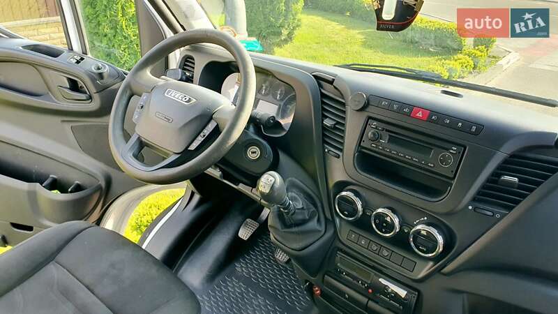 Грузовой фургон Iveco Daily 2015 в Киеве