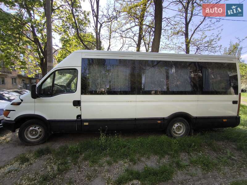 Другие автобусы Iveco Daily 2001 в Николаеве