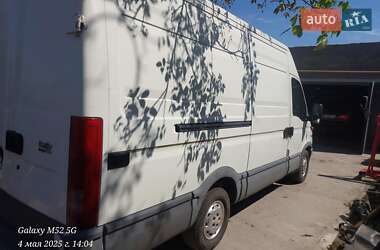 Грузовой фургон Iveco Daily 2003 в 
