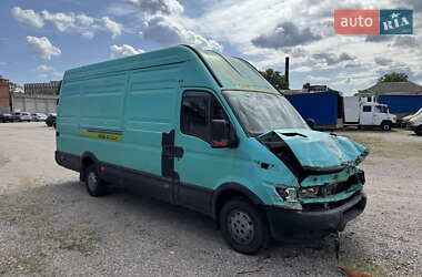 Грузовой фургон Iveco Daily 2000 в 