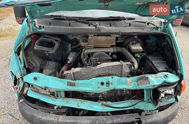 Грузовой фургон Iveco Daily 2000 в 