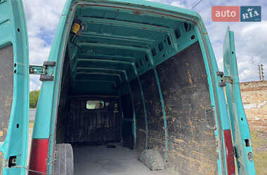 Грузовой фургон Iveco Daily 2000 в 